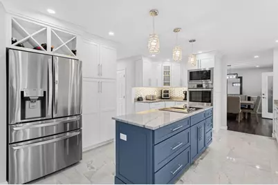 24 Sheridan Ln, Tewksbury, MA 01876 - Photo 9