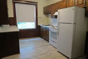 58 Maple St, Greenfield, MA 01301 - Photo 5