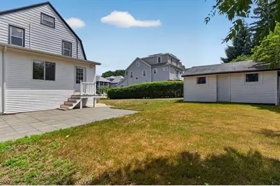 51 Metropolitan Ave, Boston, MA 02131 - Photo 27