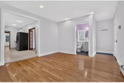 51 Metropolitan Ave, Boston, MA 02131 - Photo 15