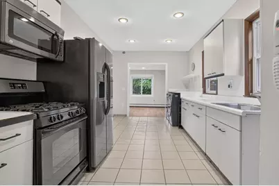 51 Metropolitan Ave, Boston, MA 02131 - Photo 13