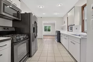 51 Metropolitan Ave, Boston, MA 02131 - Photo 13