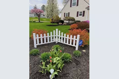 16 Mount View Ave, Auburn, MA 01501 - Photo 33