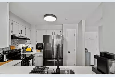 30 Chelsea St #501, Everett, MA 02149 - Photo 5