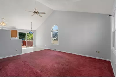 15 Herbert Av, Springfield, MA 01119 - Photo 9