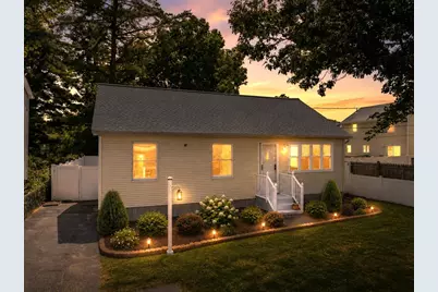 15 Herbert Av, Springfield, MA 01119 - Photo 1