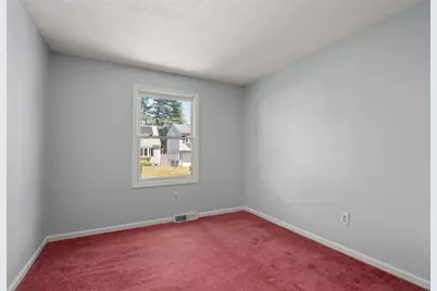 15 Herbert Av, Springfield, MA 01119 - Photo 13