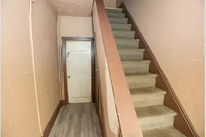 22-24 Floyd St, Lowell, MA 01852 - Photo 5