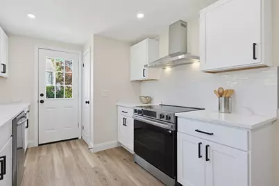 104 Fairmount Ave, Saugus, MA 01906 - Photo 17