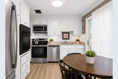 165 King Philip St, Weymouth, MA 02190 - Photo 13