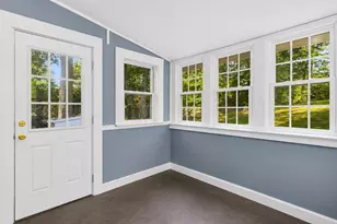 165 King Philip St, Weymouth, MA 02190 - Photo 17