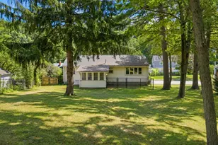 165 King Philip St, Weymouth, MA 02190 - Photo 3