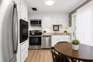165 King Philip St, Weymouth, MA 02190 - Photo 13