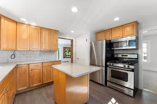 37 Cedar St, Wellesley, MA 02481 - Photo 5