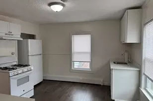 77 Agawam St, Lowell, MA 01852 - Photo 3