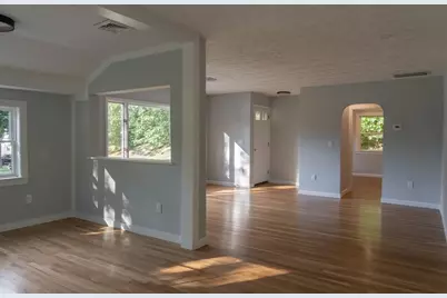 177 Hartford Ave E, Uxbridge, MA 01569 - Photo 7