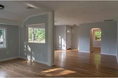 177 Hartford Ave E, Uxbridge, MA 01569 - Photo 9
