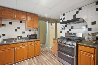102-104 Cambridge St, Springfield, MA 01109 - Photo 11