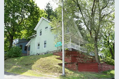 7 Clarence St, Worcester, MA 01610 - Photo 3