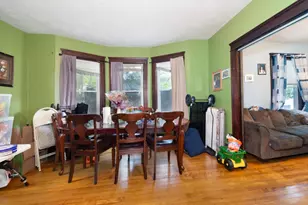 7 Clarence St, Worcester, MA 01610 - Photo 11