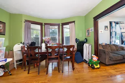 7 Clarence St, Worcester, MA 01610 - Photo 11