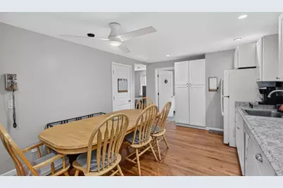 60 Harriett Ave, Burlington, MA 01803 - Photo 11