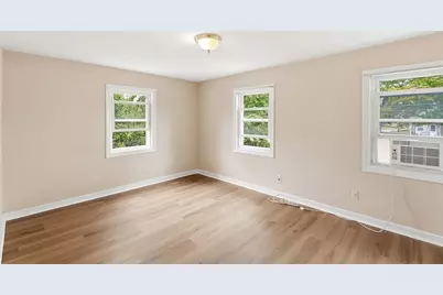 127 Sunnyside Ave, Arlington, MA 02474 - Photo 13