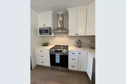 Nineteen Barberry Road, Mansfield, MA 02048 - Photo 9
