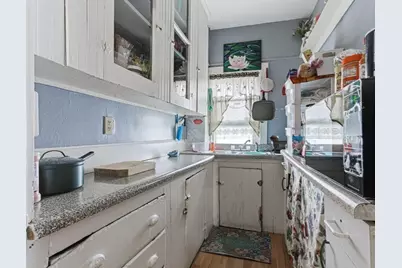 143 Division St, New Bedford, MA 02744 - Photo 9
