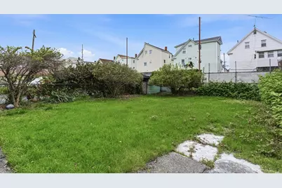 143 Division St, New Bedford, MA 02744 - Photo 21