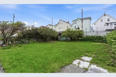 143 Division St, New Bedford, MA 02744 - Photo 13