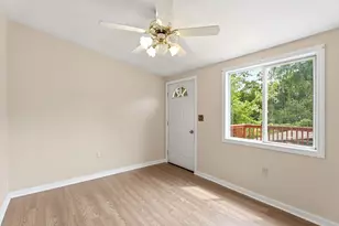 127 Sunnyside Ave, Arlington, MA 02474 - Photo 15