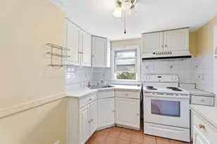 127 Sunnyside Ave, Arlington, MA 02474 - Photo 11