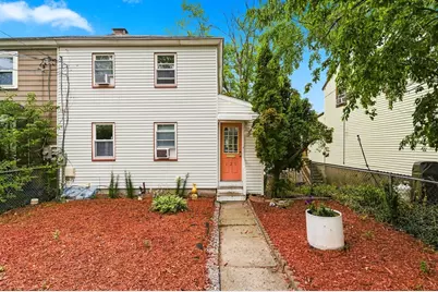127 Sunnyside Ave #127, Arlington, MA 02474 - Photo 3