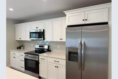 480 Wareham St #36, Middleborough, MA 02346 - Photo 3