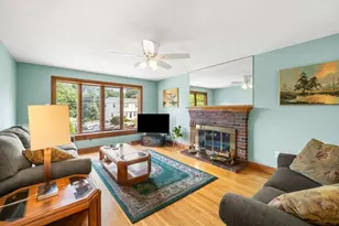 104 Spring View Dr, Lynn, MA 01904 - Photo 3