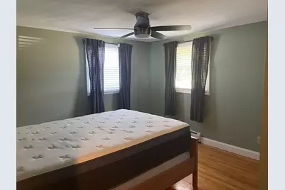 10 Brenan St, Holyoke, MA 01040 - Photo 11