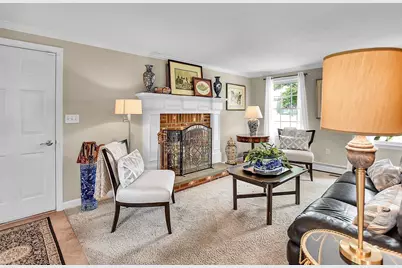 82 Bellingham Rd, Blackstone, MA 01504 - Photo 15