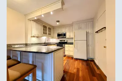 1323 Worcester Road #H8, Framingham, MA 01701 - Photo 7