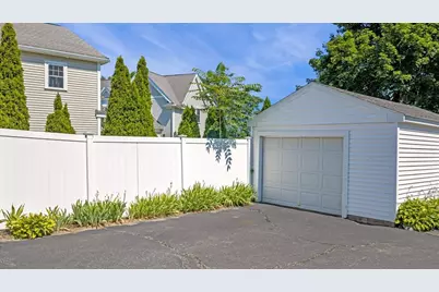 18 Nahant St, Wakefield, MA 01880 - Photo 33