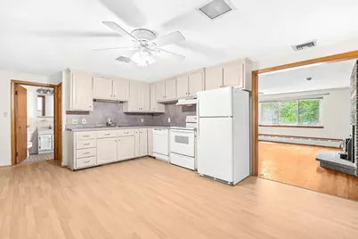 257 Cross St, Winchester, MA 01890 - Photo 11