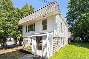 240 Montaup St, Fall River, MA 02724 - Photo 3