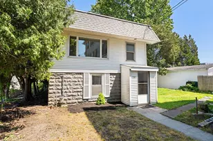 240 Montaup St, Fall River, MA 02724 - Photo 1