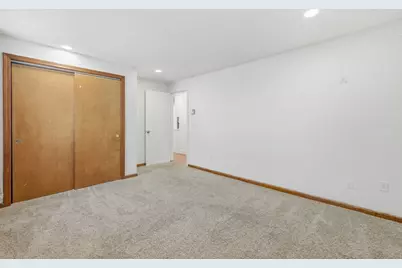15 Houghton St #6, Worcester, MA 01604 - Photo 17
