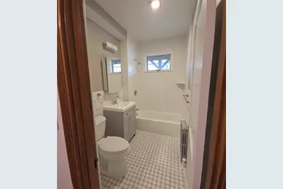 6-8 Hoyle #1, Norwood, MA 02062 - Photo 5