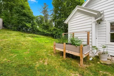 2 Biltmore Rd, Worcester, MA 01602 - Photo 37