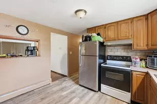 75 Knollwood St, Springfield, MA 01104 - Photo 11