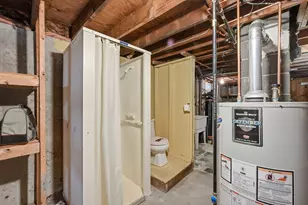 75 Knollwood St, Springfield, MA 01104 - Photo 27
