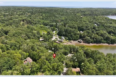 62 Bennett St S, Gloucester, MA 01930 - Photo 41