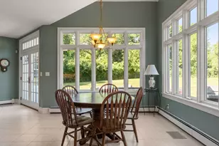 16 Longmeadow Rd, Milton, MA 02186 - Photo 9